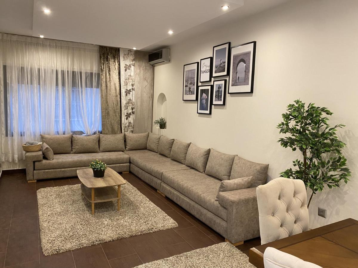 Appartement Moderne Et Spacieux Au Coeur De Tanger Tânger Exterior foto